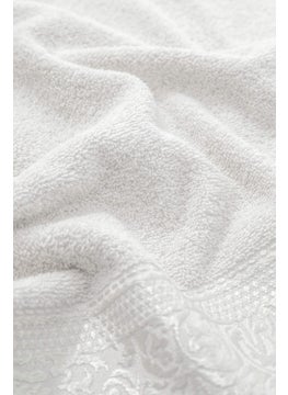 FIESTA Cotton Jacquard Single Bathrobe Set - White  - Image 3