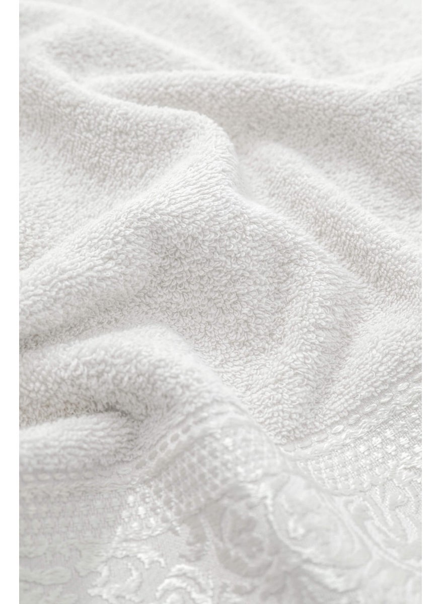 FIESTA Cotton Jacquard Single Bathrobe Set - White  - Image 3