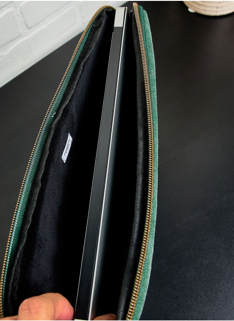 Typo Take Me Away 13 Inch Laptop Case  - Image 4