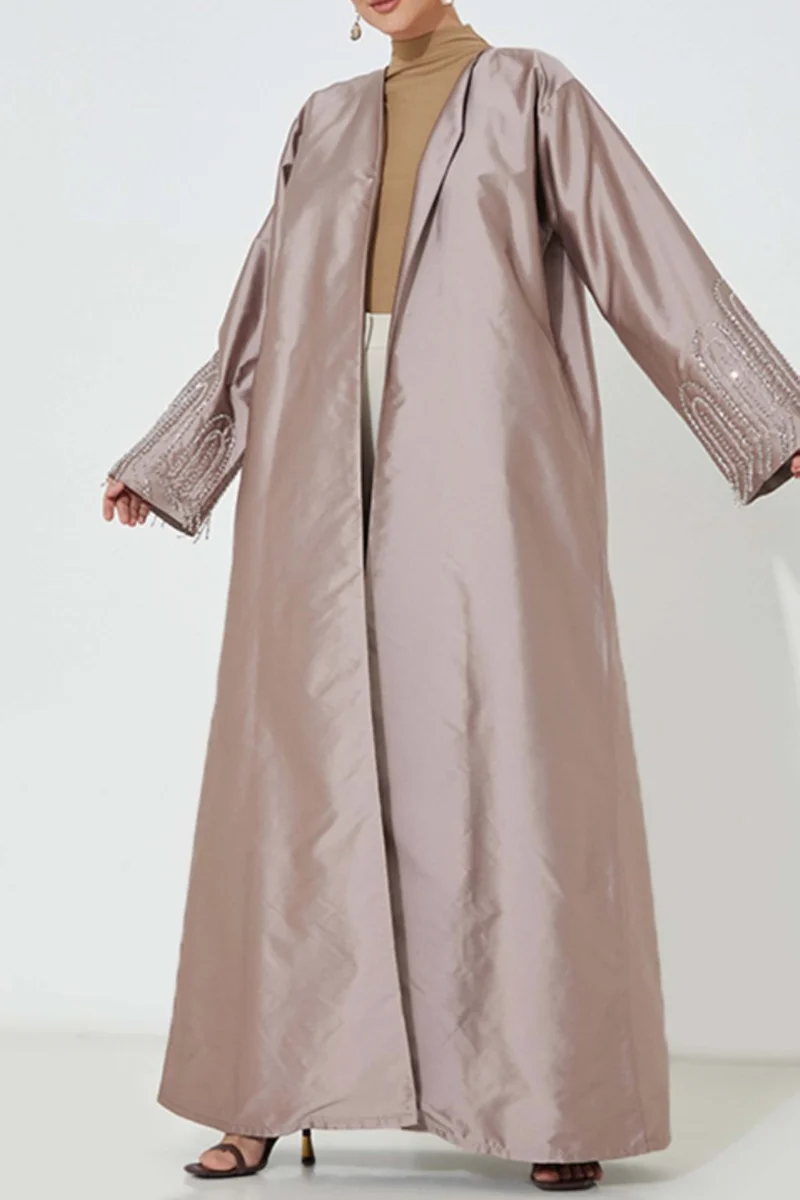 Moistreet Embroidered Flared Sleeve Abaya