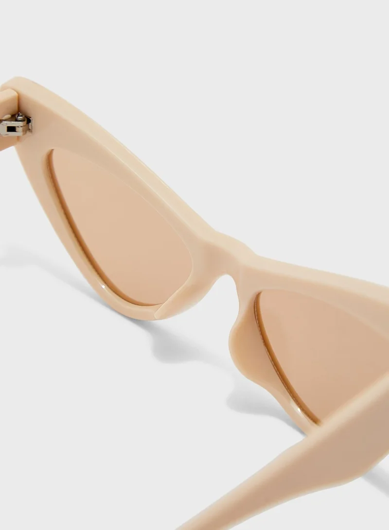 ELLA Smooth Edge Cateye Sunglasses