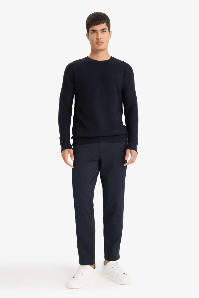 ديفاكتو Standard Fit Crew Neck Knitwear Pullover