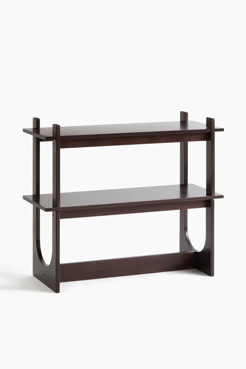 اتش اند ام رف أرضية من الخشب