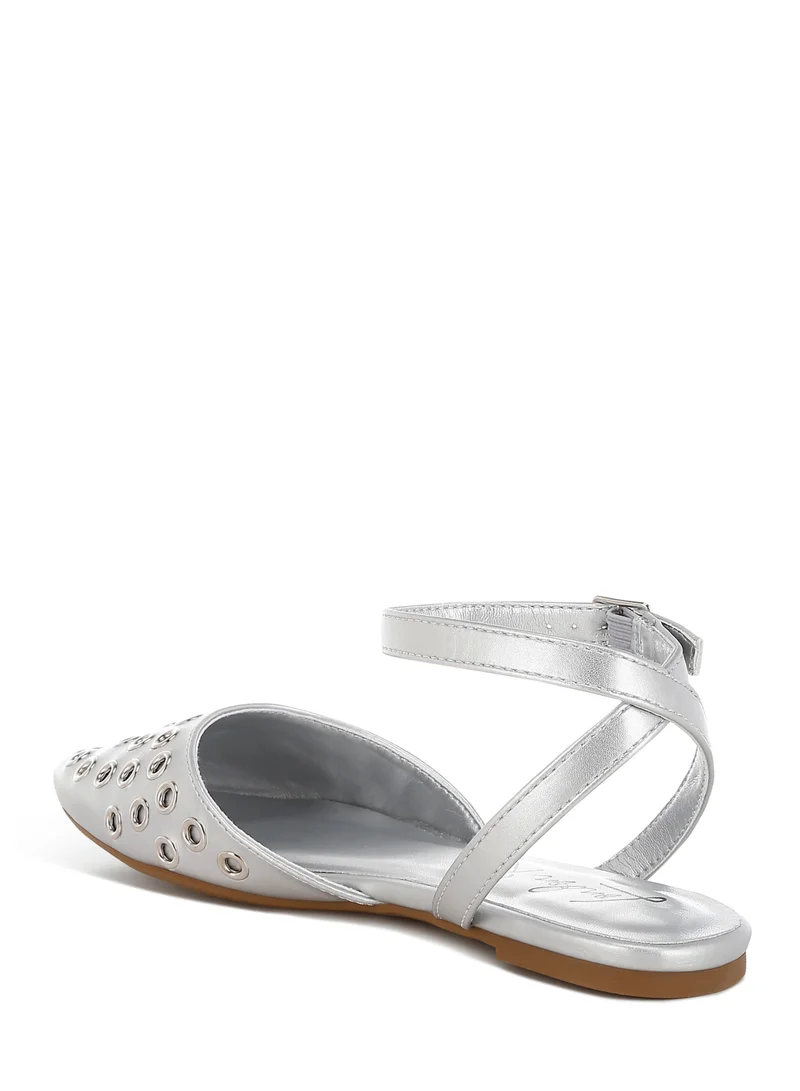 London Rag Metallic Eyelet Detail Flat Sandals in Silver