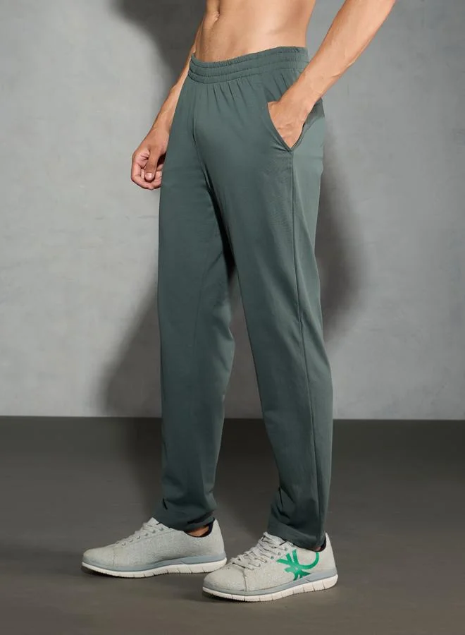 تكنوسبورت Technosport Men Solid Relaxed Fit Trackpants