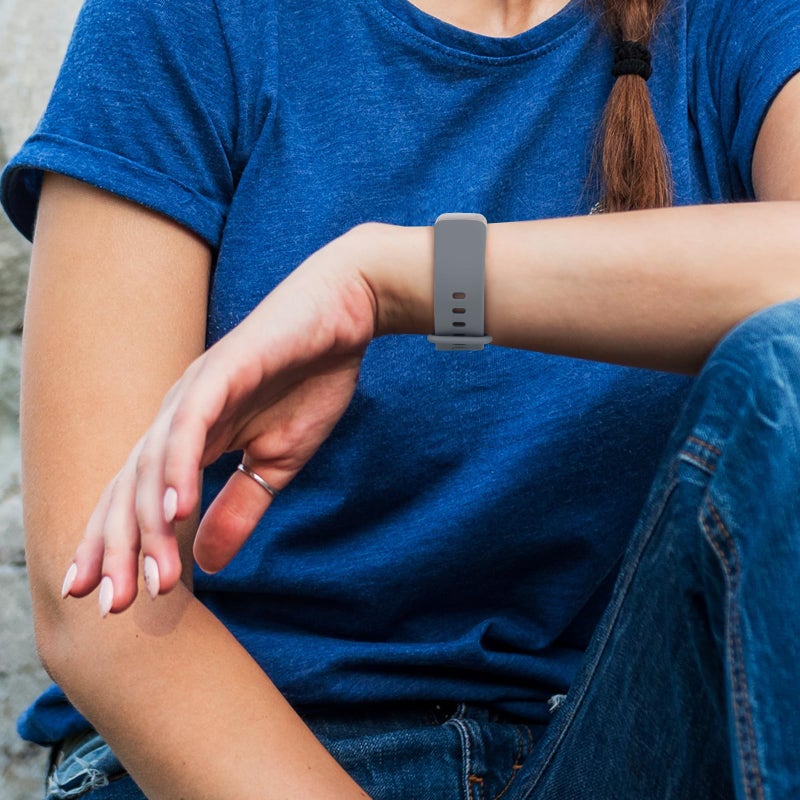 AK حزام AK الرياضي متوافق مع أساور Fitbit Charge 6 / Fitbit Charge 5 للنساء والرجال، أشرطة استبدال ناعمة كلاسيكية للأساور Fitbit Charge 6 / 5 متقدمة لمراقبة اللياقة البدنية والصحة (أزرق) - Image 5