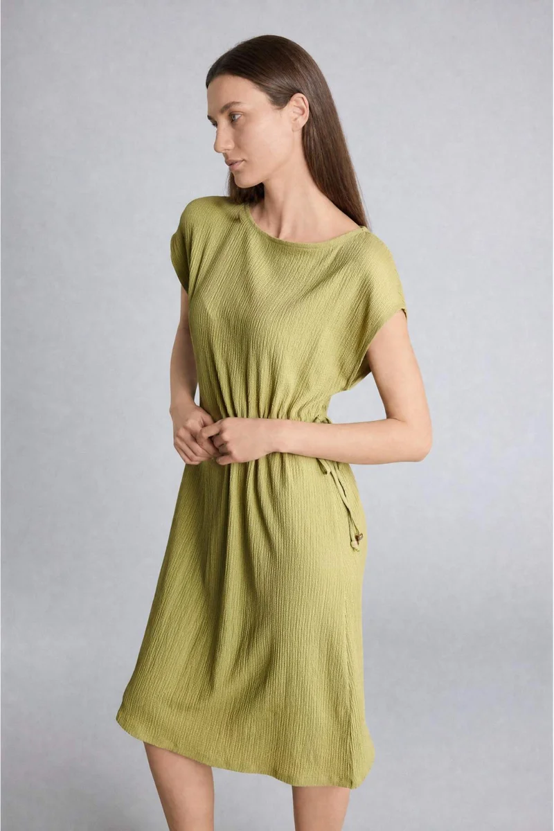 ديفاكتو Regular Fit Round Neck Crepe Midi Dress