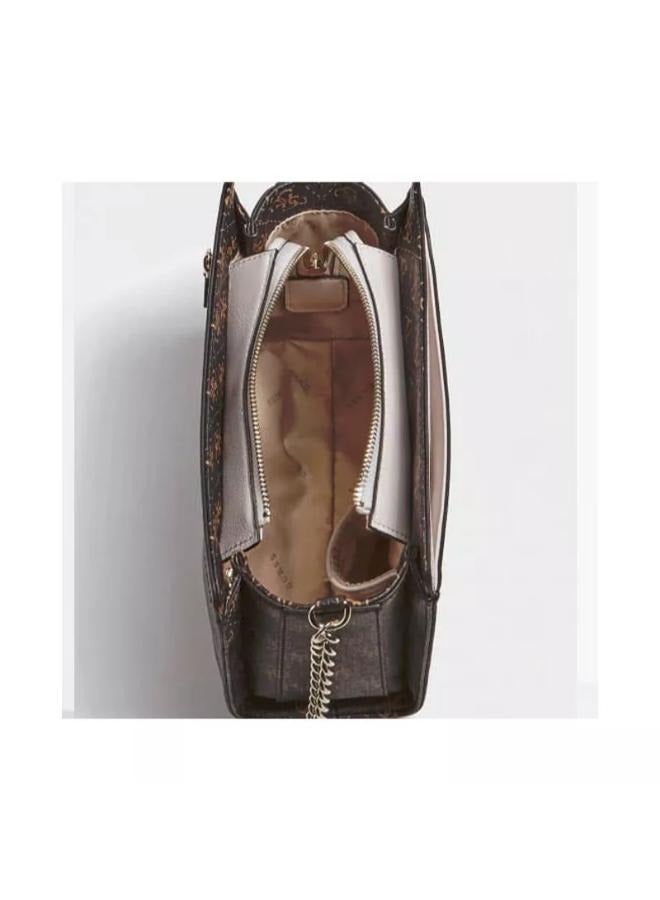 GUESS A distinctive Guess bag for women - Image 3