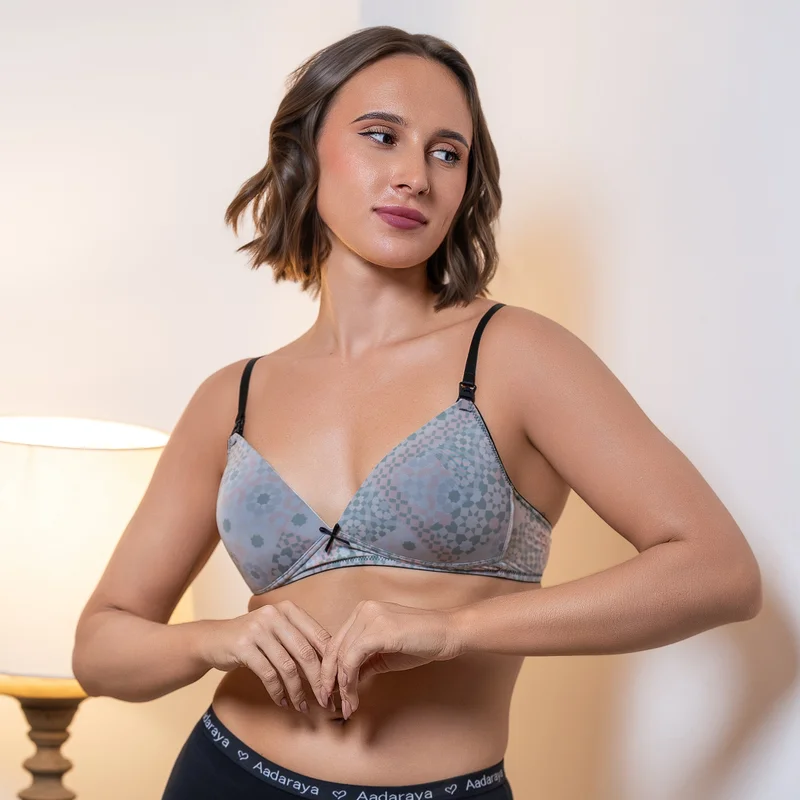 Aadaraya Aadaraya Non-Padded Nursing Bra Wired