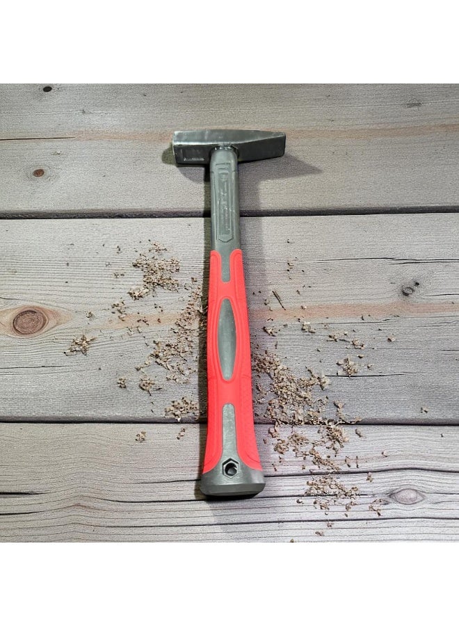 Hand hammer with rubber handle, weight 500g - Image 1