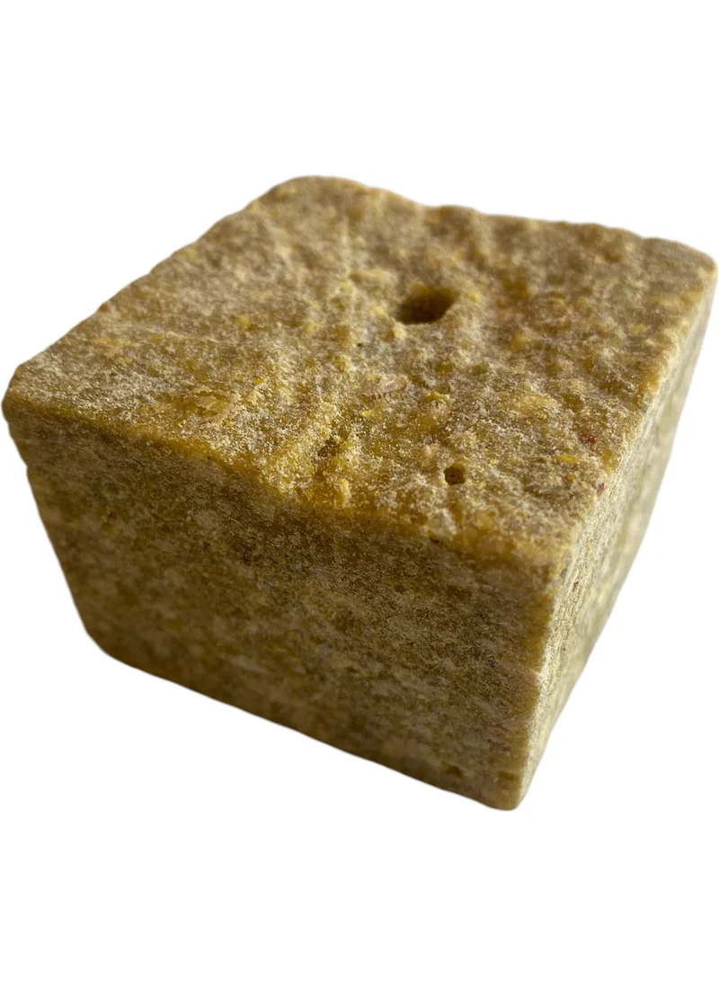 Şahinler Av Carp Rig Carp Fishing Perforated Cube Corn Meal 100+130 gr 9 Pieces