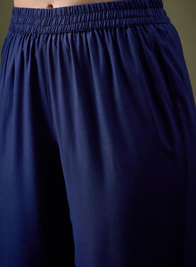 ساسافراس طقم منسق من بنطال بارجل واسعة وبلوزة بتفاصيل مُطرّزة - Image 5