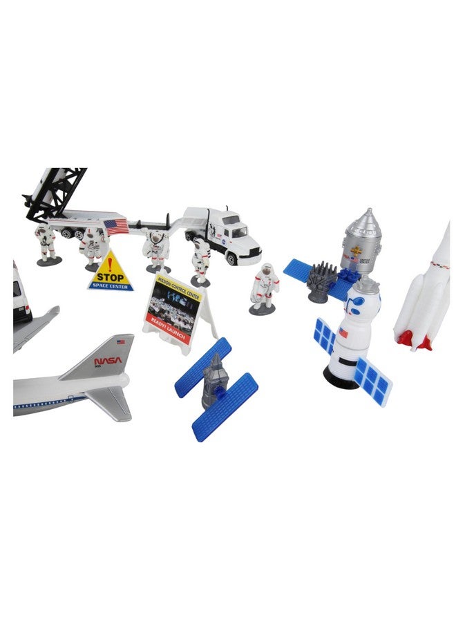 Daron Space Mission 20 Piece Play Set - Image 2