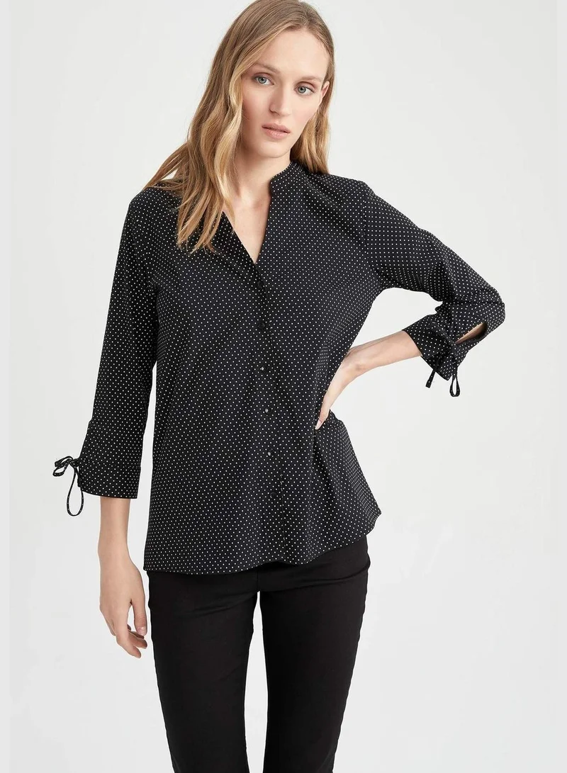 ديفاكتو Long Sleeved Shirt
