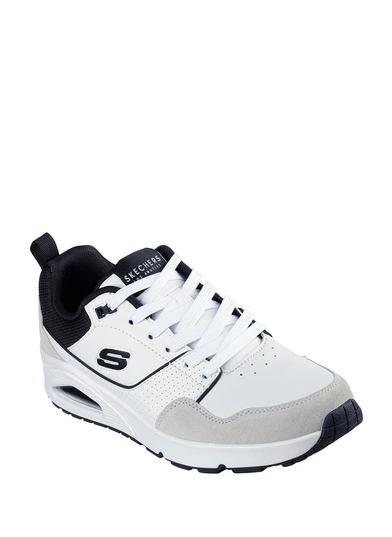Uno Sneakers