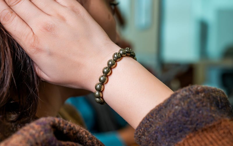 GEMSMANTRA Pyrite Stretchable Crystal Bracelet | 8mm Round Cut Beads | Unisex Healing Bracelet for Men & Women | Attracts Wealth, Boosts Confidence & Protects Energy - Image 5