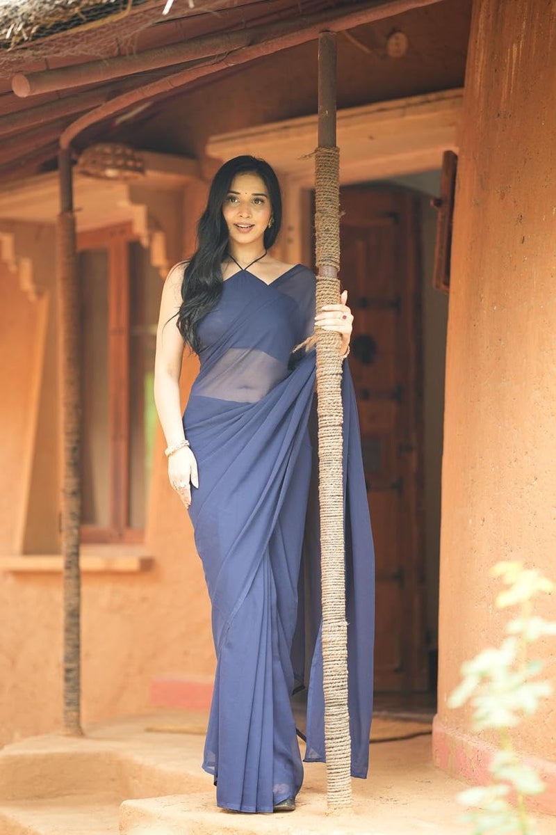 Sidhidata Women's Navy Blue Plain Georgette Ready To Wear One Minute Saree with Unstitched Blouse Piece - Image 3