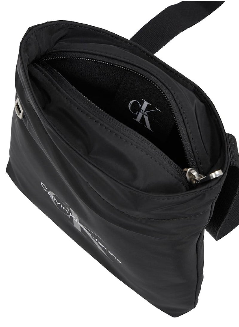 Calvin Klein Jeans Men's Logo Flat Crossbody Bag, Black - Recycled Polyester  - Image 3