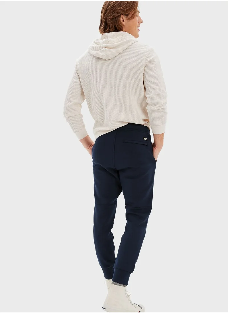 امريكان ايجل Essential Cuffed Sweatpants