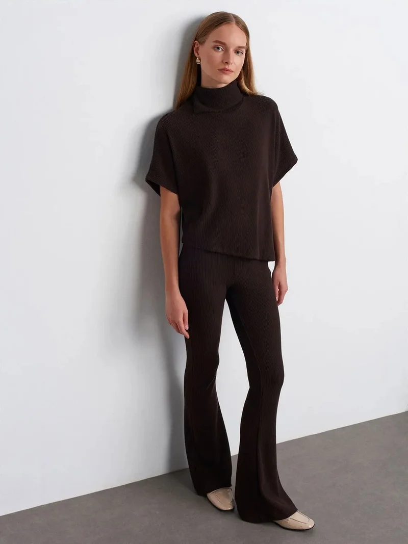 ديلفين DILVIN High-Waist Flare Knit Pants