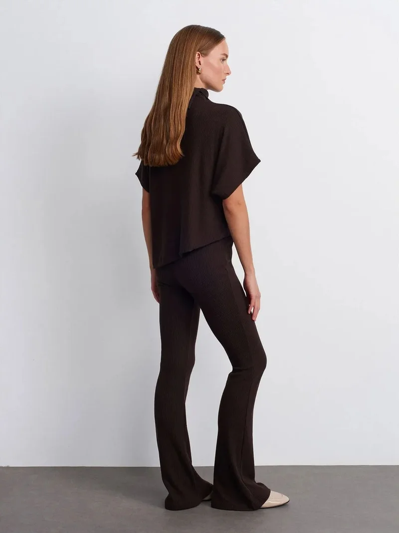 ديلفين DILVIN High-Waist Flare Knit Pants