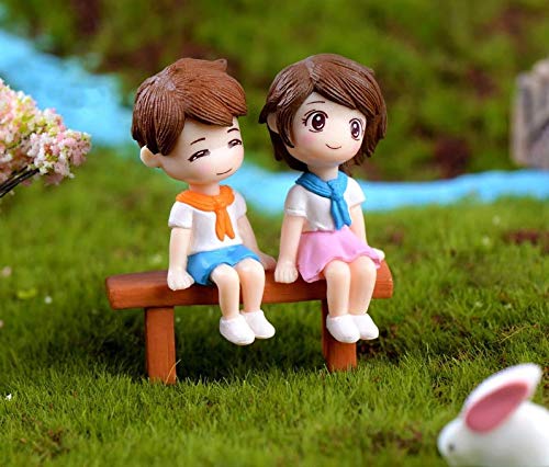 BHOOLU&GOOLU Polyvinyl Chloride Sweety Lovers - Bench Sitting Couple Figurine Miniature - Style - 27 (Multicolour, Small) - 2Piece/Set - Image 1
