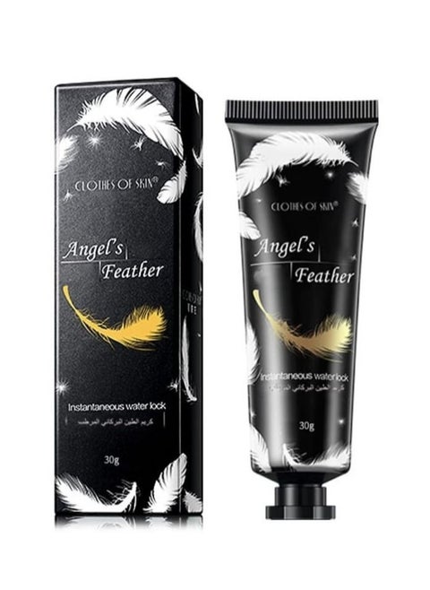 Volcanic Clay Solution Healing Hand Cream moisturizes and prevents dryness and cracking