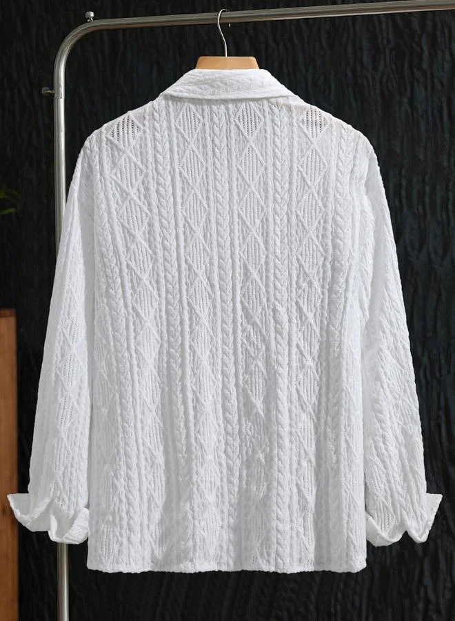 تايك تو قميص أبيض محاك للرجال بياقة مفتوحة