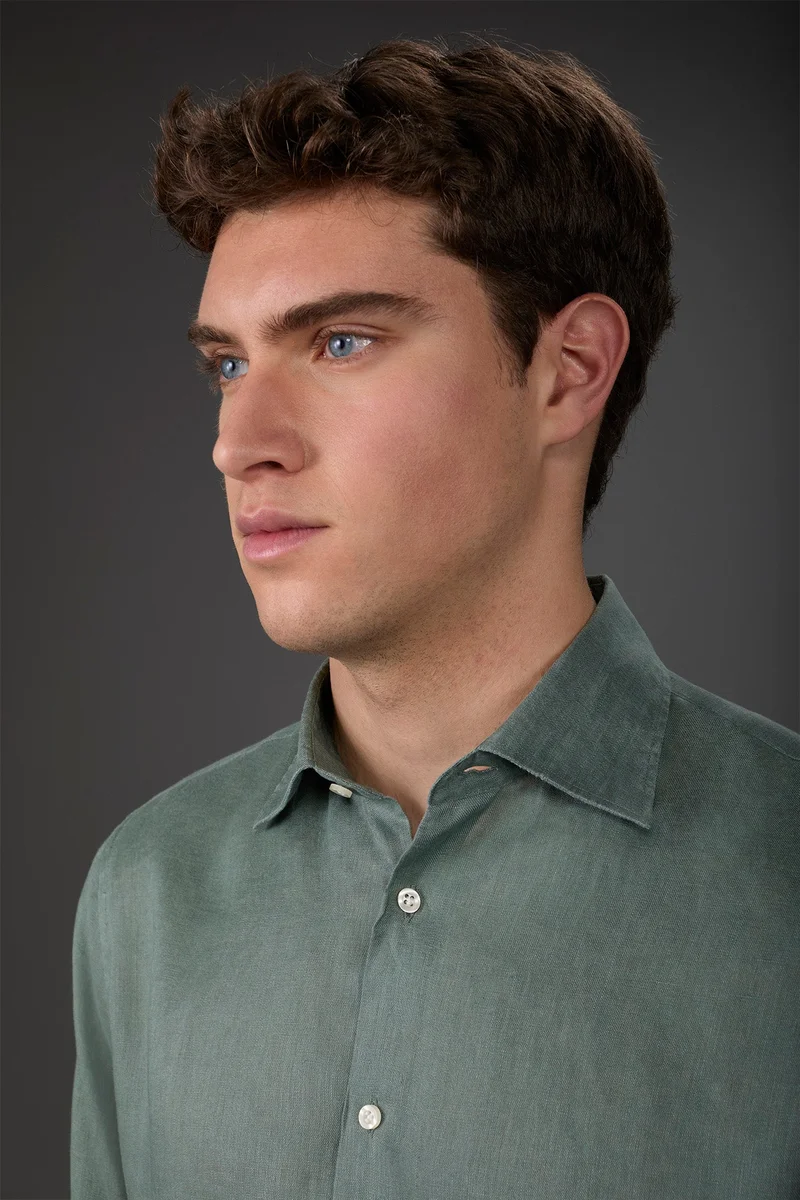 Doppelganger Green Men's casual shirt with classic collar, 100% linen - Sage Green for Men | Best Price UAE