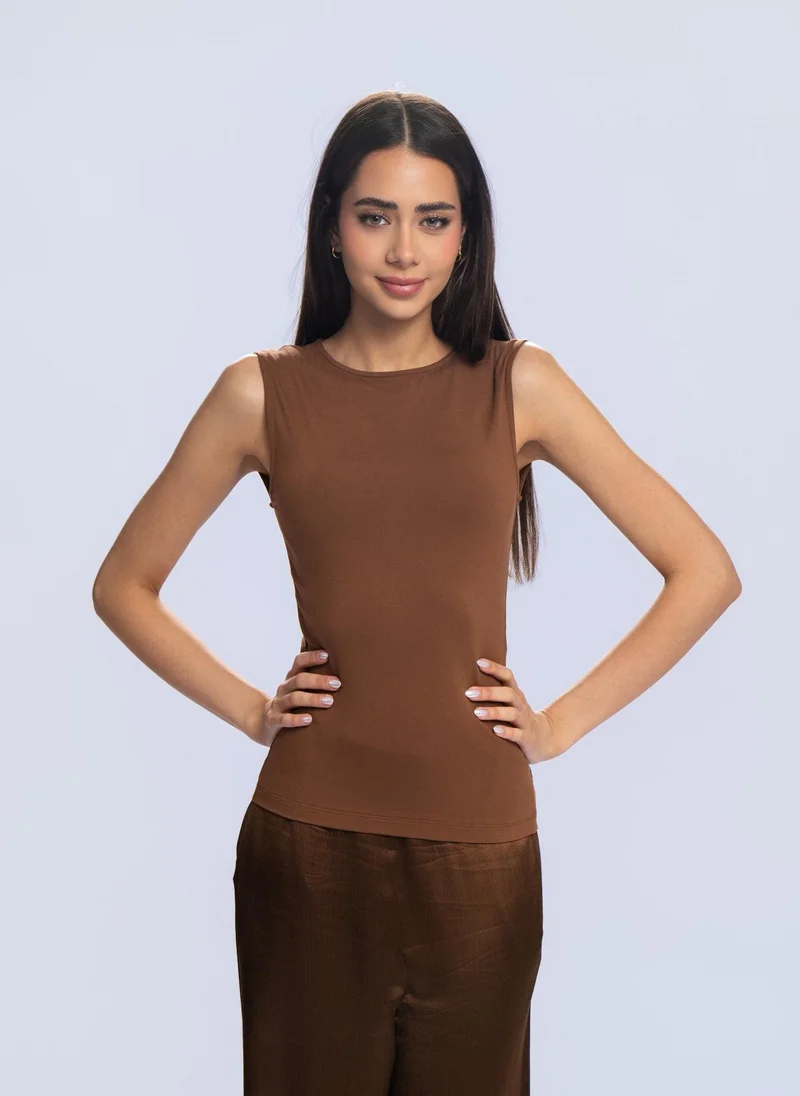 كياني Essential Sleeveless Top