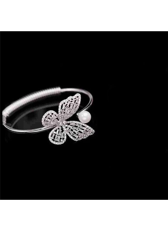 yongsheng Stylish Bracelet,Pearl Bracelet for Women Dainty Bracelet Prom Jewelry Rhinestone Bracelet Crystal Bracelet Wedding Jewelry for Brides Bridesmaid Gifts  - Image 4