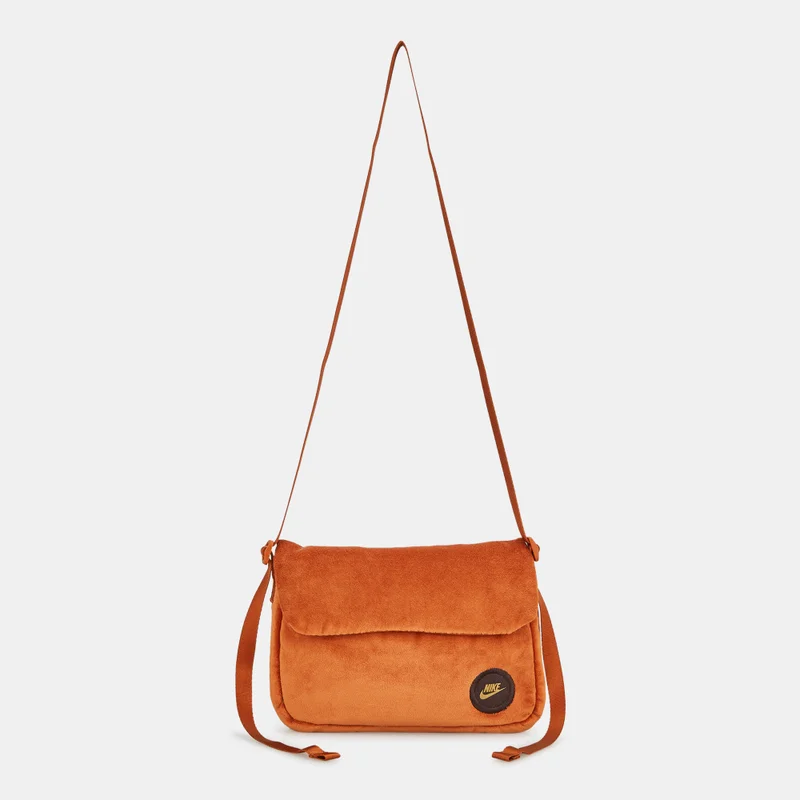 Nike Women's Sportswear Futura 365 Crossbody Bag