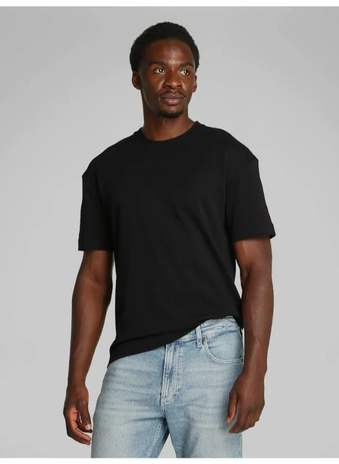 كالفن كلاين Interlock Crew Neck T-Shirt