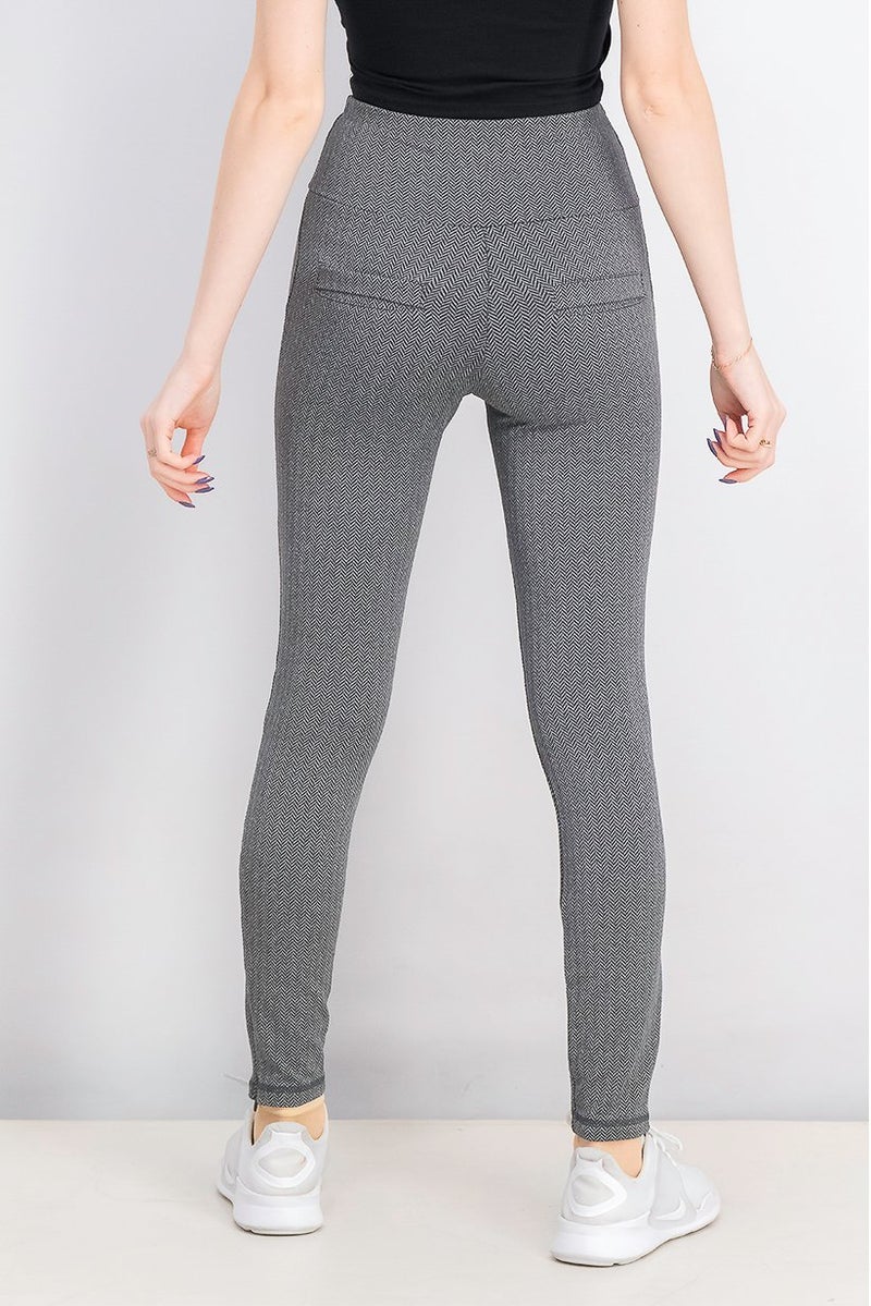 Tchibo ملابس رياضية نسائية ضيقة للتدريب، سوداء - Image 3