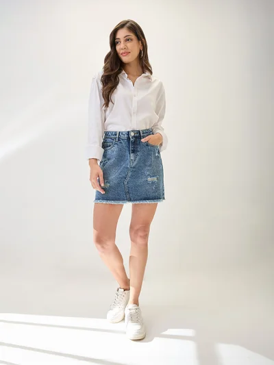 globus Women Mid Rise Distressed & Frayed Hem Mini Denim Skirt