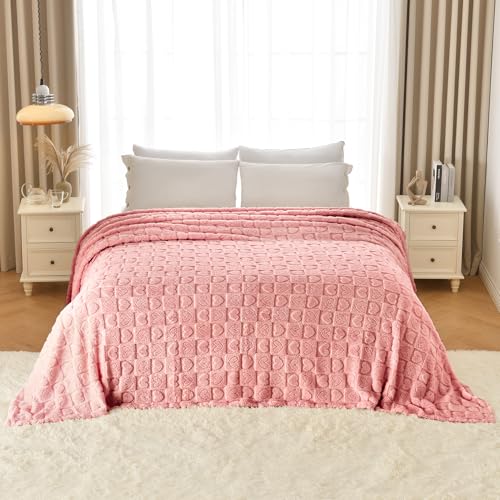 GIOKARNNA Heart Checkered Throw Blankets, for Love Mother Friends Pets,280 GSM Super Soft Warm Lightweight Fluffy Bed Blanket for Women Anniversaries(Pink,90"x90") - Image 4