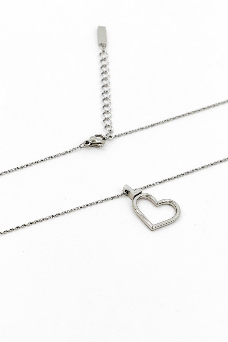 LACOSTE Women Fashionable Heart Pendant Necklace, Silver  - Image 2