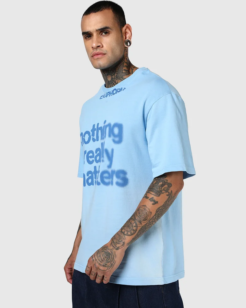 بيواكوف Men's Clear Sky Blue Typography Oversized T-shirt