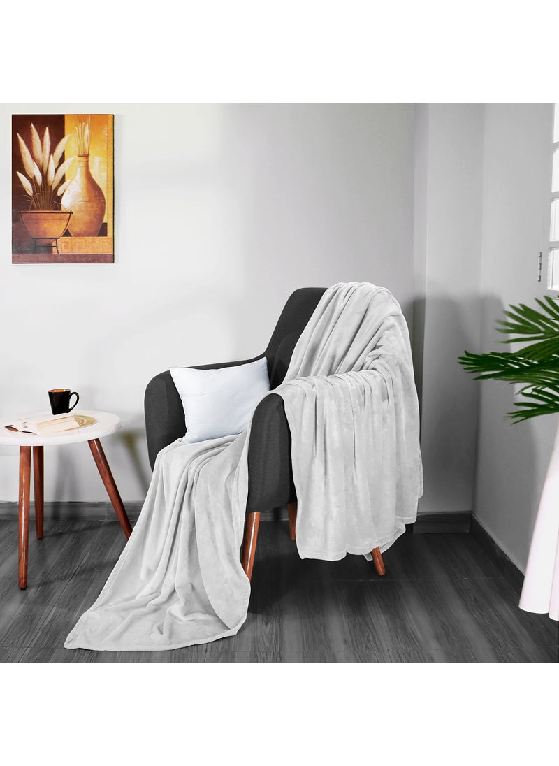 Utopia Bedding Utopia Bedding Fleece Blanket Throw Size White 300GSM Luxury Blanket for Couch Sofa Bed Anti-Static Fuzzy Soft Blanket Microfiber (60x50 Inches)  - Image 5