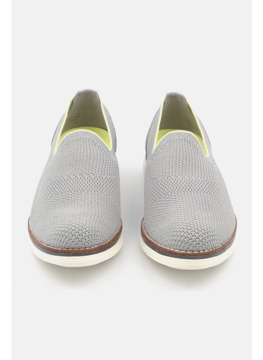COLE HAAN Women  Og Cloud Mridian  Slip On Casual Shoes, Grey  - Image 3