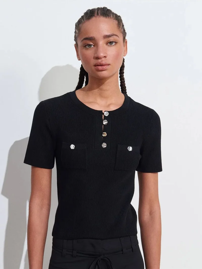 ديلفين Dilvin Ribbed Knit Button-Detail Blouse