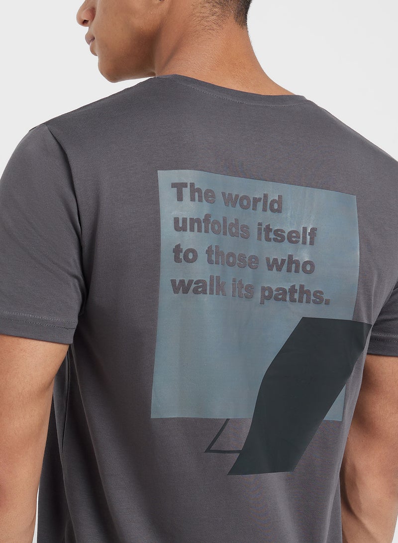 سفنتي فايف تيشيرت جرافيك واسع - Image 3