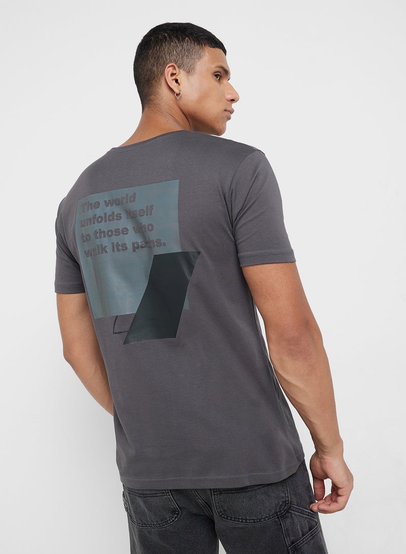 سفنتي فايف تيشيرت جرافيك واسع - Image 1