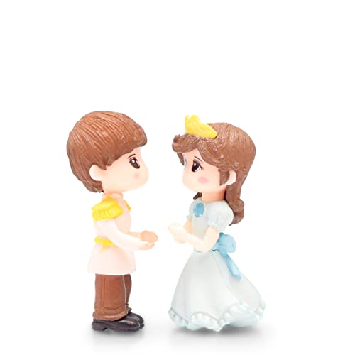 iDream Cute Couple Resin Showpiece Miniature – Romantic Love Figurine for Home Décor, Gift for Valentine, Anniversary, Birthday, Desk & Table Decoration (Blue) - Image 1