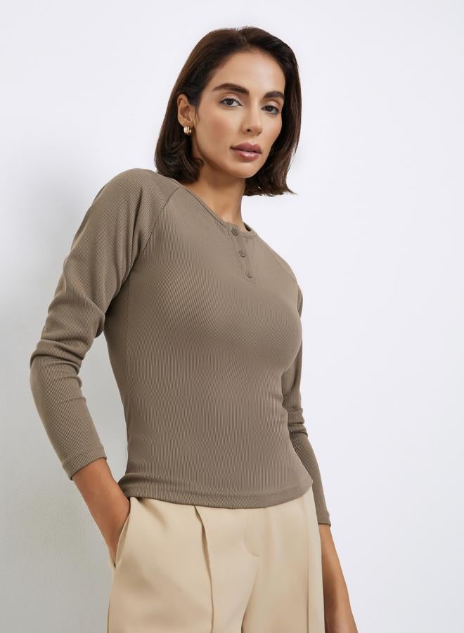Styli Brown Ribbed Henley Neck T-Shirt - Image 2