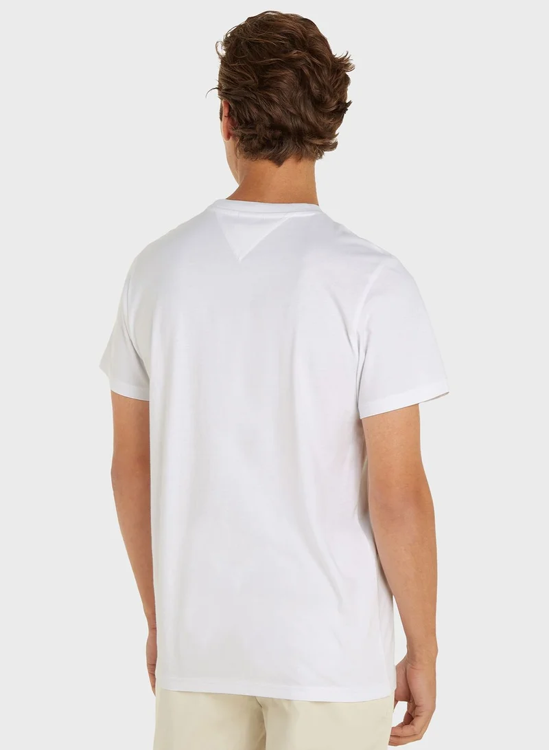 TOMMY JEANS Logo Crew Neck T-Shirt