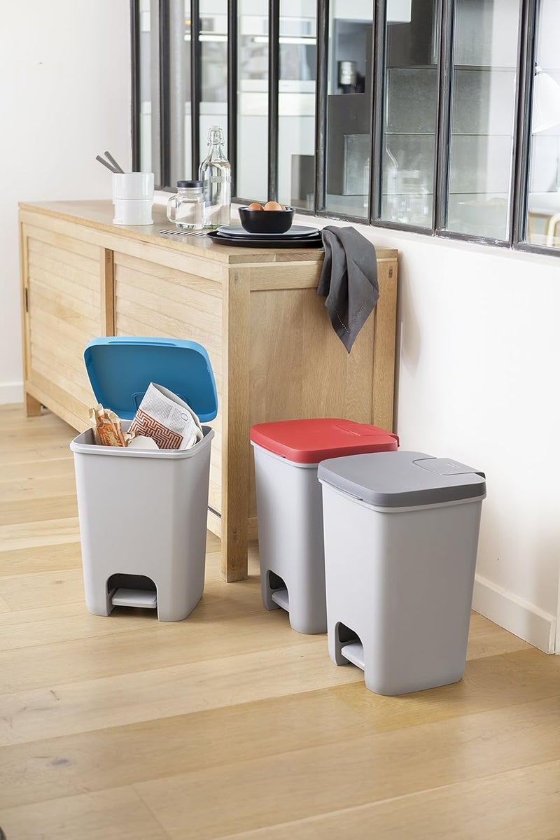 Curver ,Essentials,Small Garbage Bin,Cover with Pedal,20L,Gray Color. - Image 2