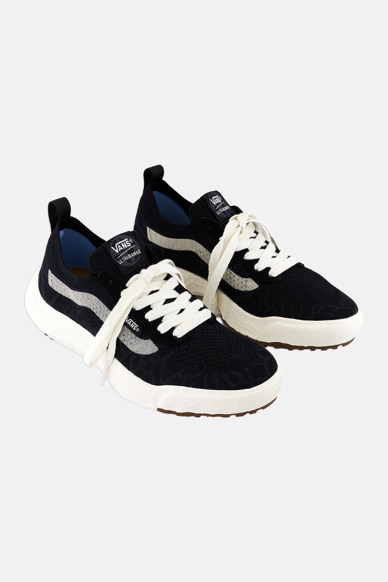 VANS أحذية رياضية نسائية ألتررانج VR3 مزودة بأربطة، سوداء - Image 1