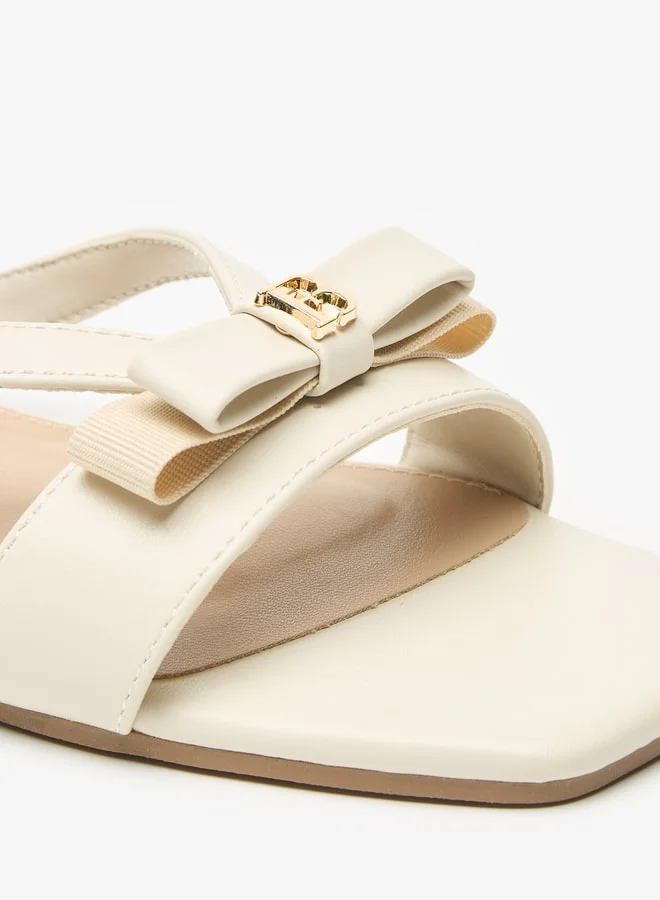 فلورا بيلا من شو إكسبرس Women Bow Accent Slip-On Flat Sandals