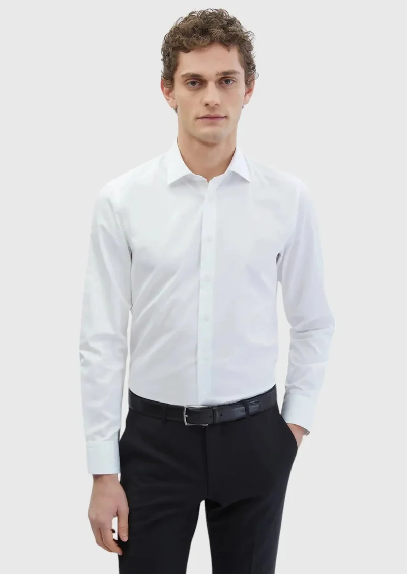 رامسي قميص أبيض سادة بقصة ضيقة، مصنوع من القطن الكلاسيكي 100%